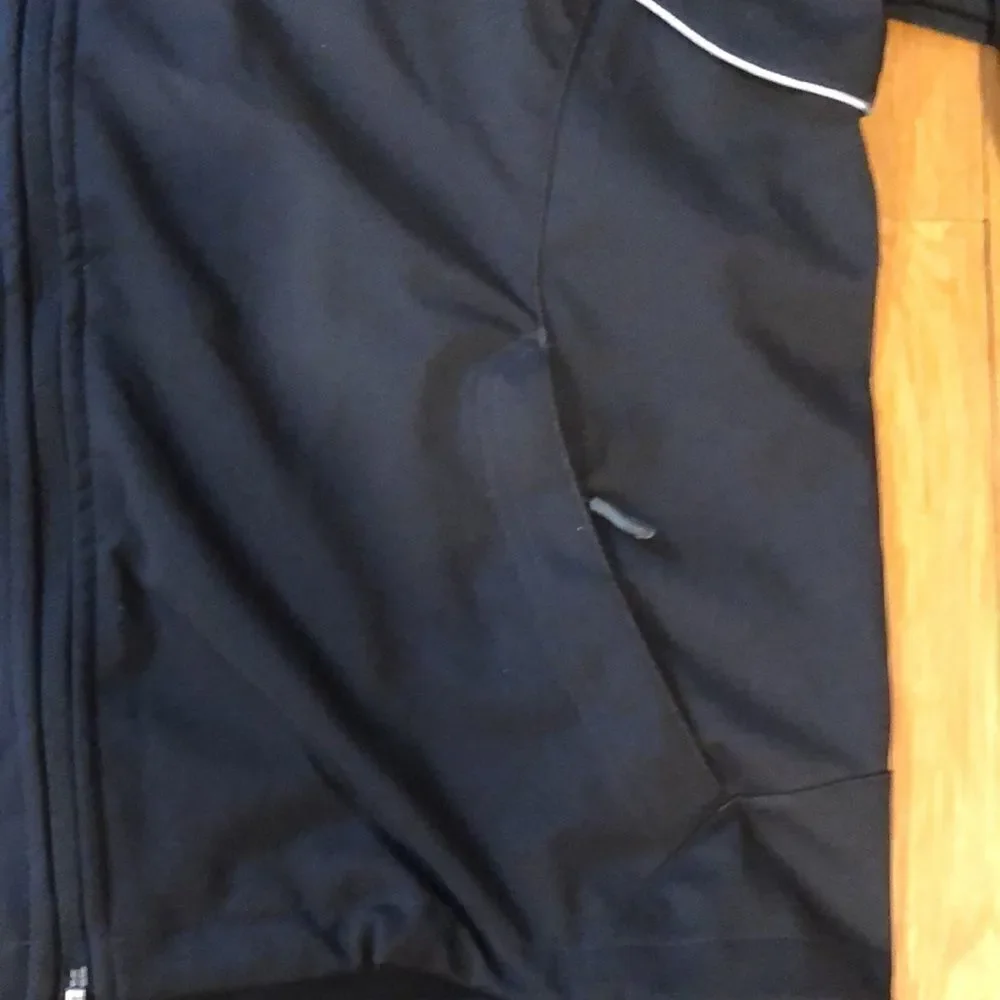 THE zorrel weather series jacket size 2XL.